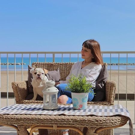 רימיני Nautic Beach Hotel מראה חיצוני תמונה