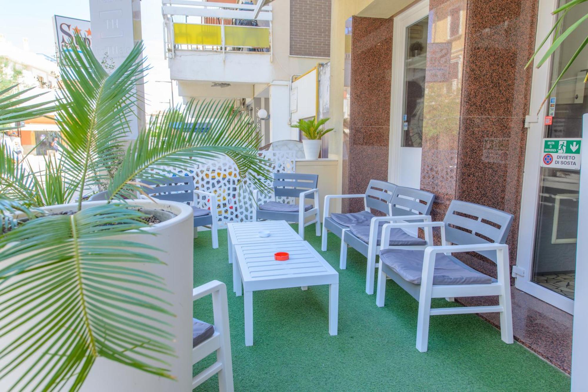 רימיני Nautic Beach Hotel מראה חיצוני תמונה