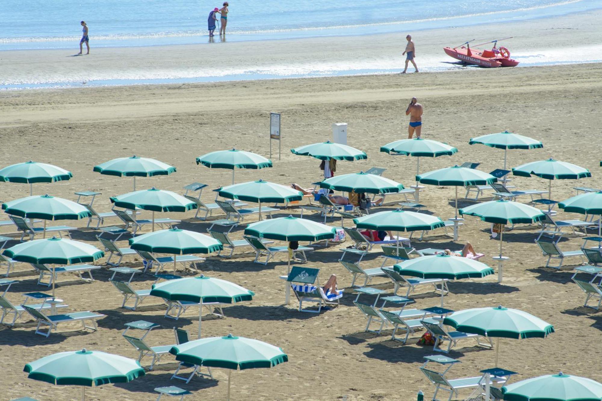 רימיני Nautic Beach Hotel מראה חיצוני תמונה
