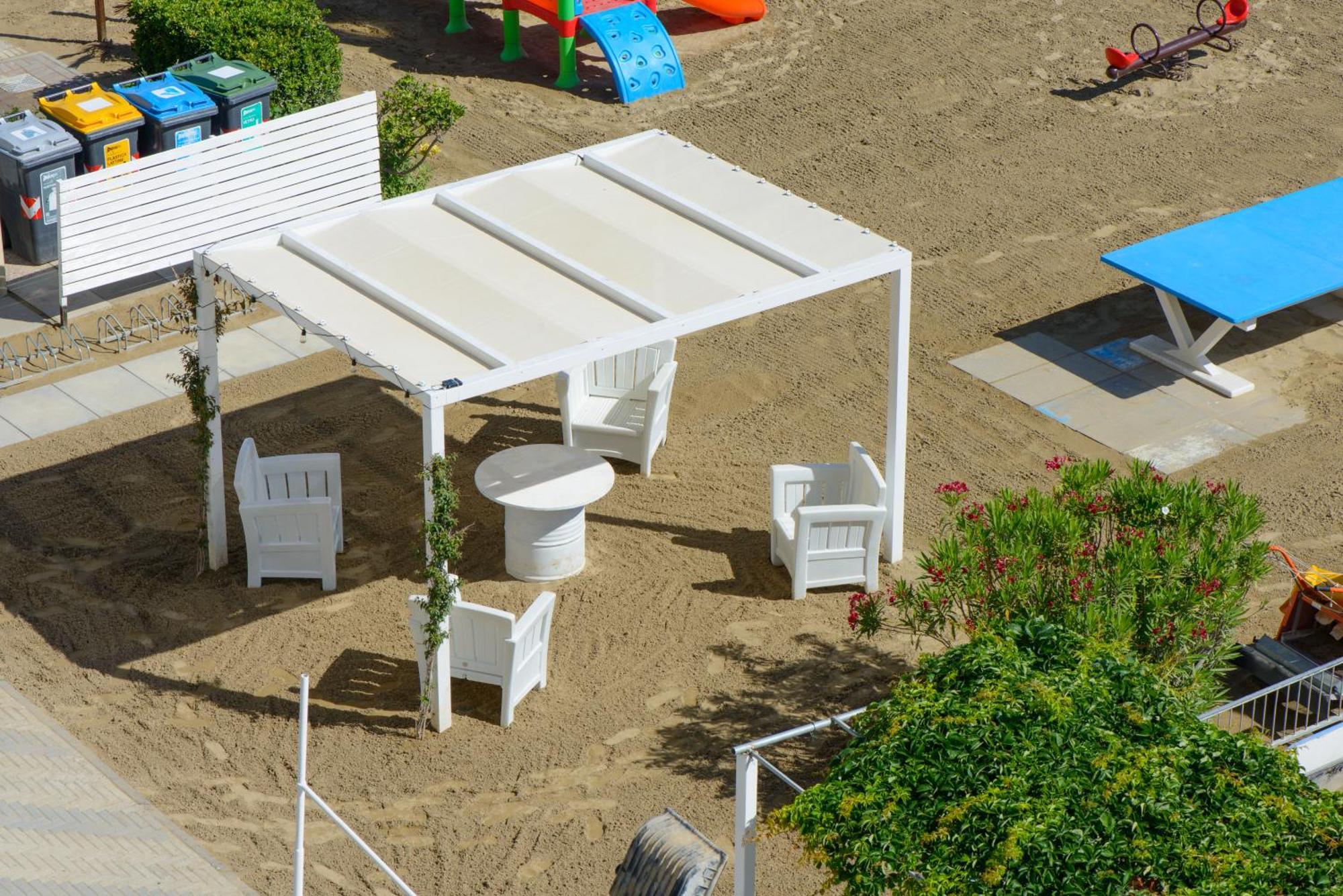 רימיני Nautic Beach Hotel מראה חיצוני תמונה