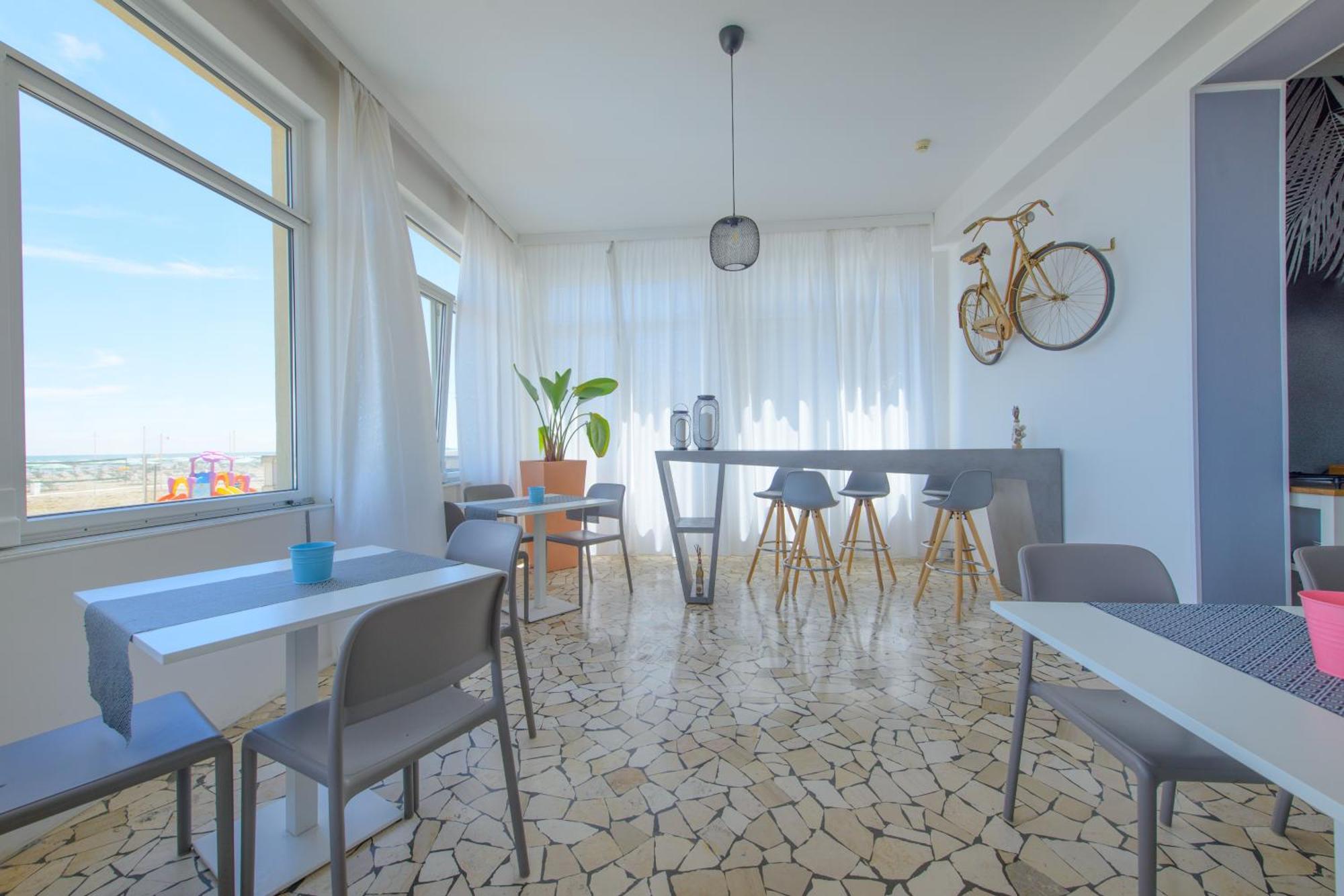 רימיני Nautic Beach Hotel מראה חיצוני תמונה